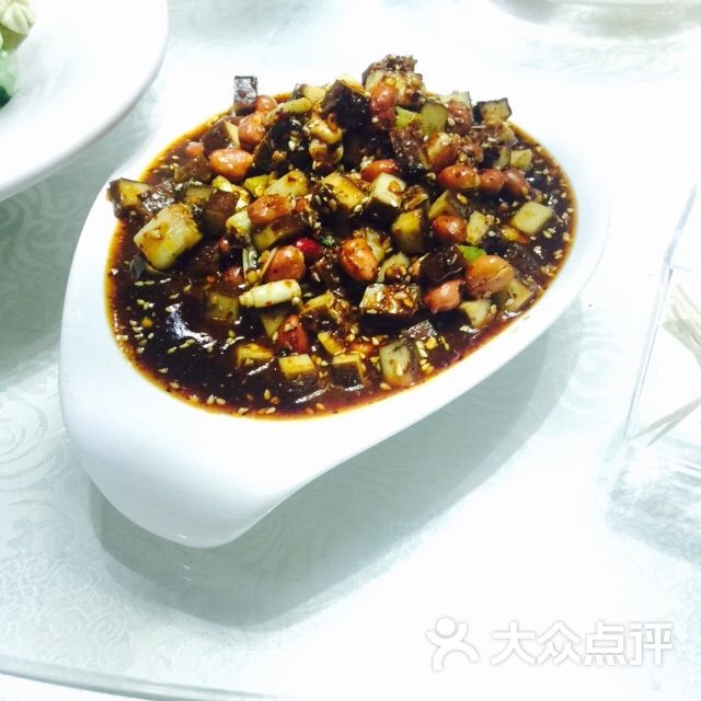 成都四方阁酒楼注册商标了吗(成都四方阁酒楼圣灯店)