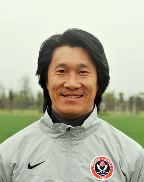 成都谢联逼近注册生死限 成都谢菲联足球俱乐部球员名单 