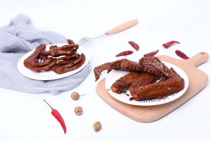 地摊创业项目卤味(卤菜前景如何？)