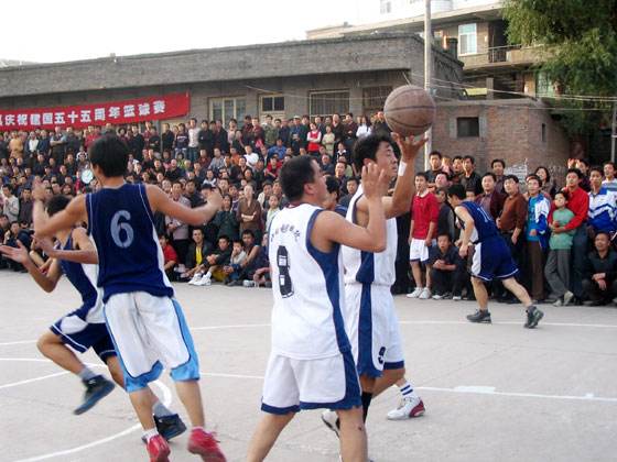 足球创业项目(大专毕业后适合创业的项目)