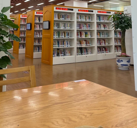 大一新生创业项目(大一就读大学生怎么赚钱？)