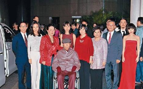 何猷君创业项目(专访何猷君：电竞俱乐部营收多元化，出海和打破业务单一性是关键)