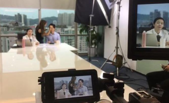 今年致富无本创业项目(适合穷人没本钱的创业路，没本钱做什么生意好)