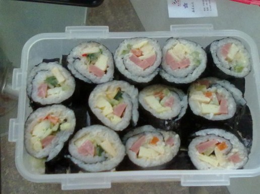 大学生校园创业项目(适合大学生校内创业的项目是什么)