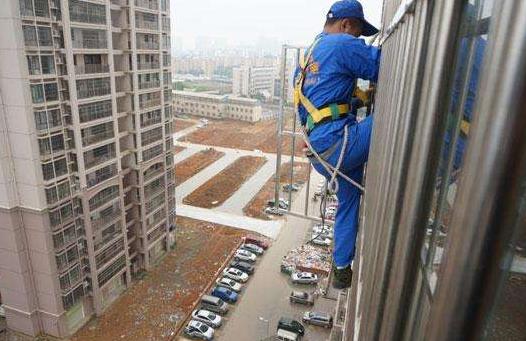 安装空调创业项目(坐标海南，办公楼需要装中央空调，求推荐？ 创业中，需考虑性价比……谢啦！)