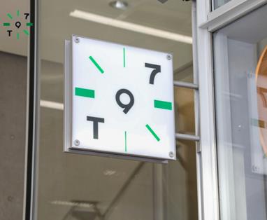 李潇汽车创业项目(80后全职网商李潇：30岁之前赚到1000万)