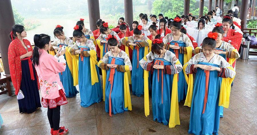 上海汉服创业项目(汉服创业前景如何，有哪些好的建议？)