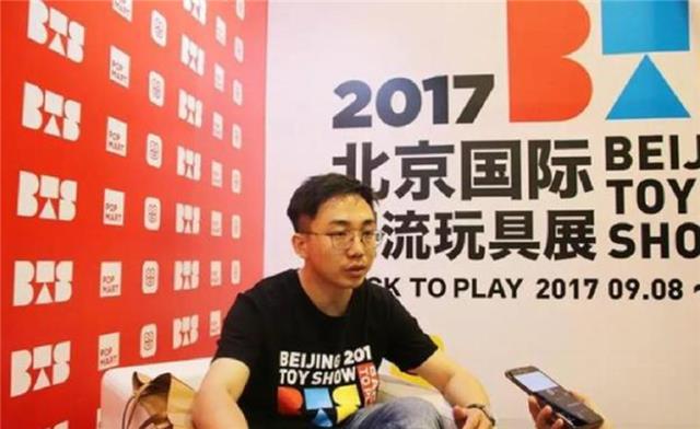 百亿身价创业项目(韩松庭：“曹德旺是如何从一贫如洗，到创业成功身价百亿的？”)