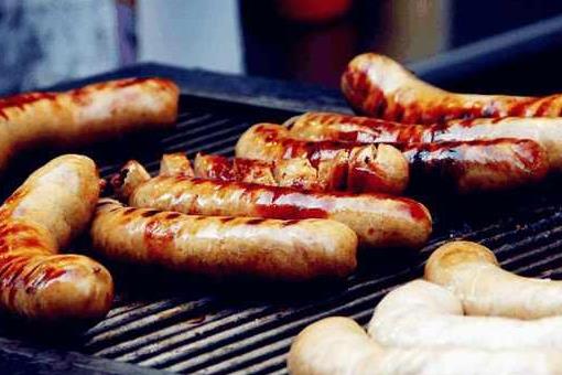 铁板烤鸭肠创业项目(什么小吃成本低利润高又简单)