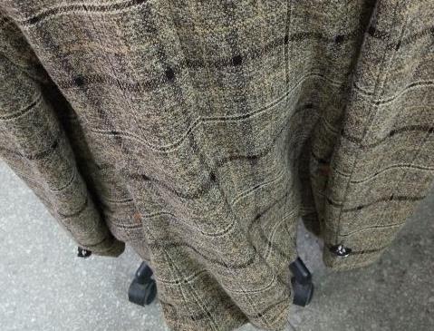 衣服仓库创业项目(旧衣服回收生意怎么做？)