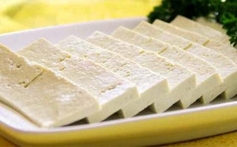 苏州豆腐创业项目(本人想开一家豆腐坊，请高人指点一下，利润如何。。。)