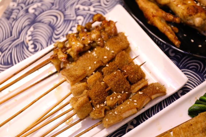 美食研发创业项目(2021比较热门的小吃创业项目有哪些？)