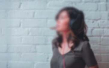 百万创业项目(如果有资金100W，投资创业做什么比较容易？)