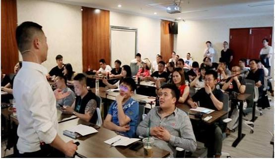 隔山企业创业项目(什么创业项目现在好做些？)