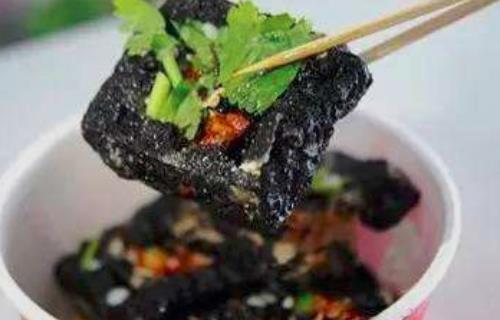 广西创业项目臭豆腐项目(南宁哪里有学长沙臭豆腐)