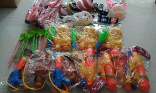 地摊卖刀创业项目(地摊生意什么项目好？)