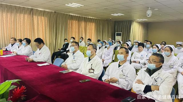 成都注册医师数量(成都市医务人员总数)