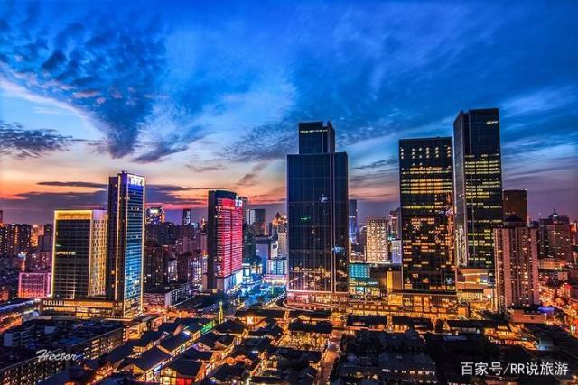 成都蓉城假日注册人(成都蓉城假日酒店地址)