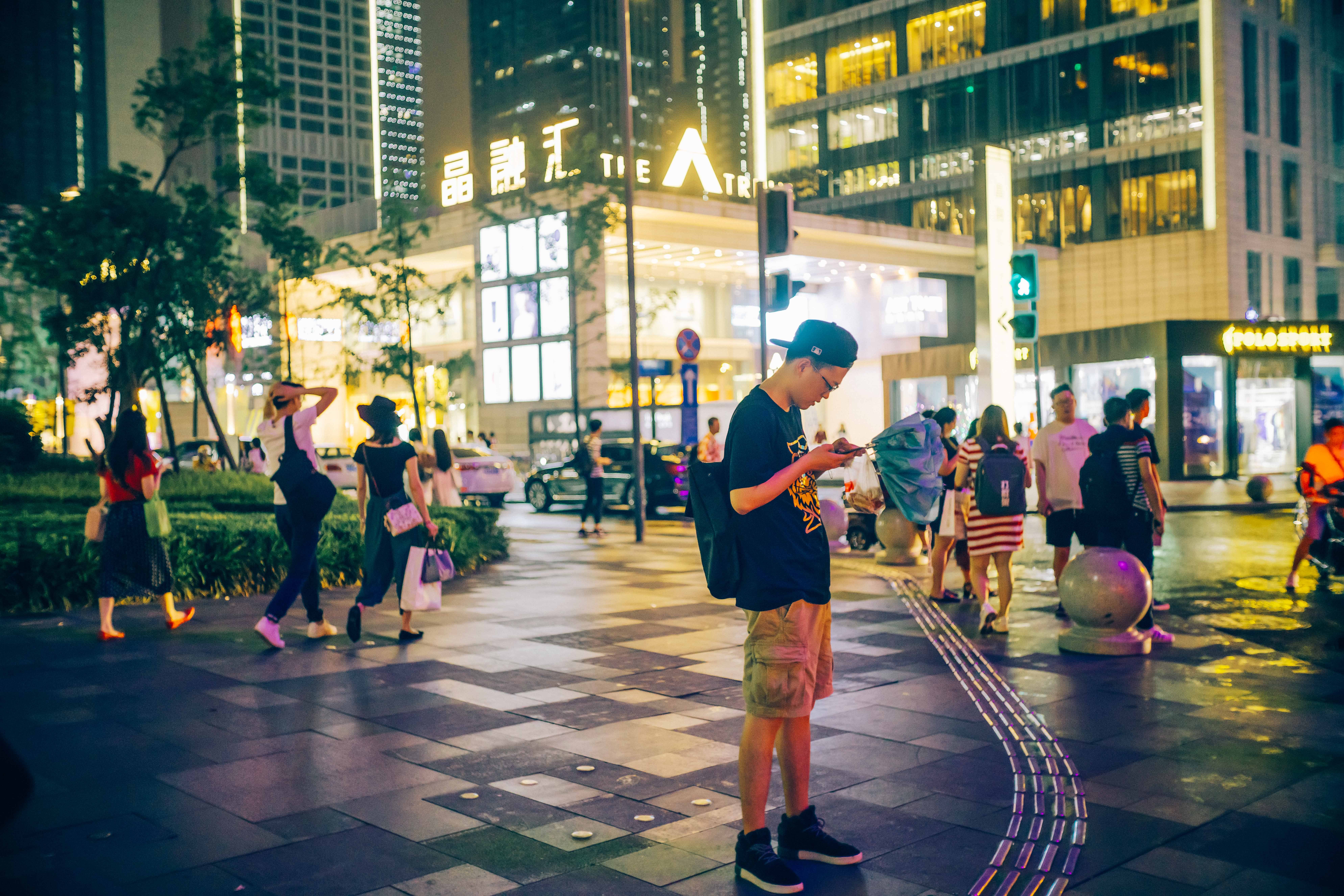 成都街头表演注册(成都街头表演注册公司)